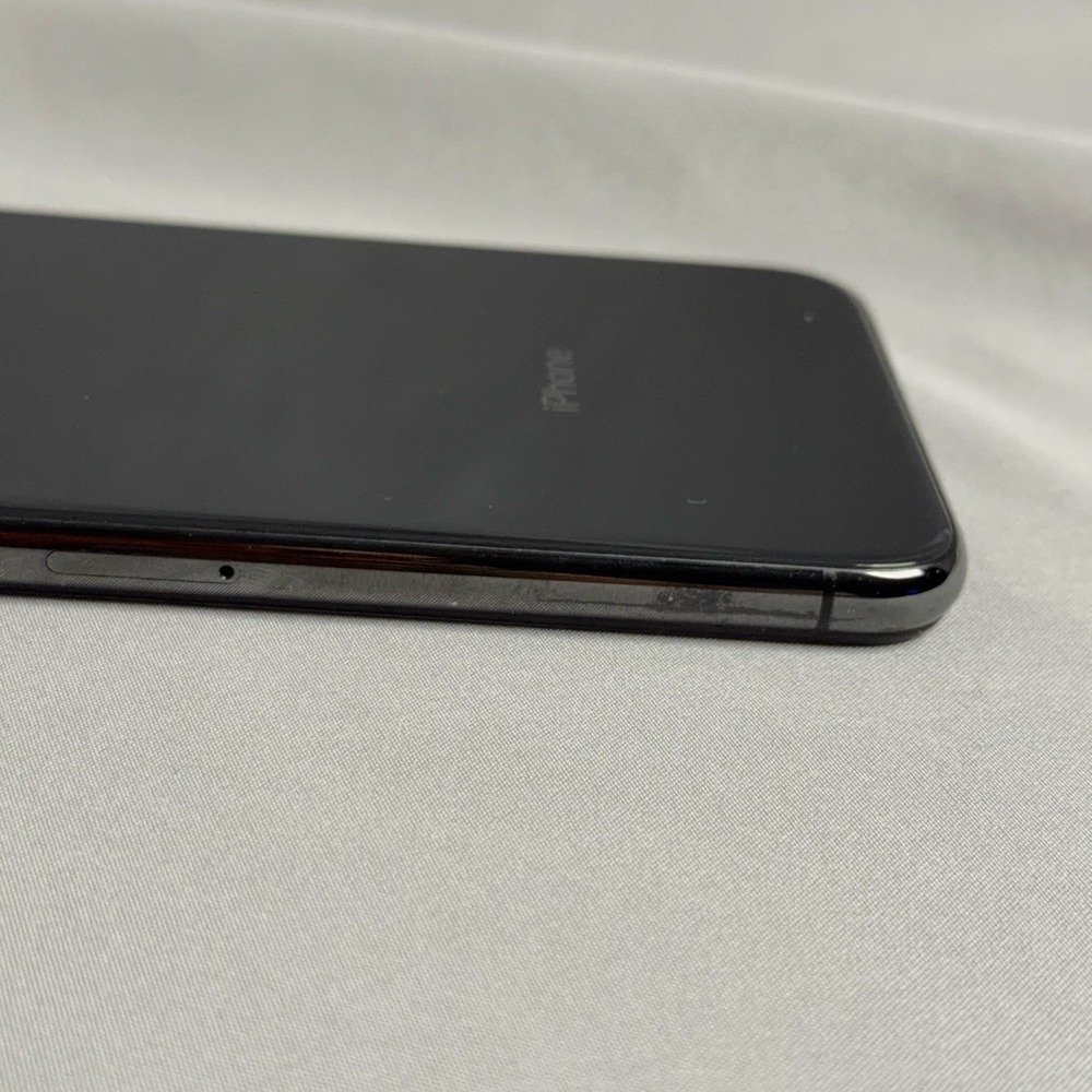 Apple iPhone XS Space Gray 256GB Factory Unlocked 73% Health - Good Condition - Picture 6 of 13